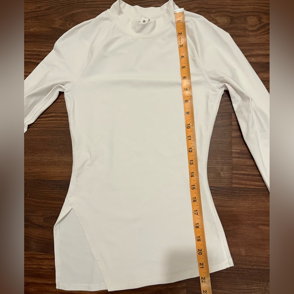 Lululemon Nulux Asymmetrical
Tennis Top White Size 2 - Picture 8 of 9